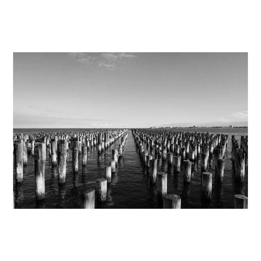 The Pier - Melbourne.Monochrome